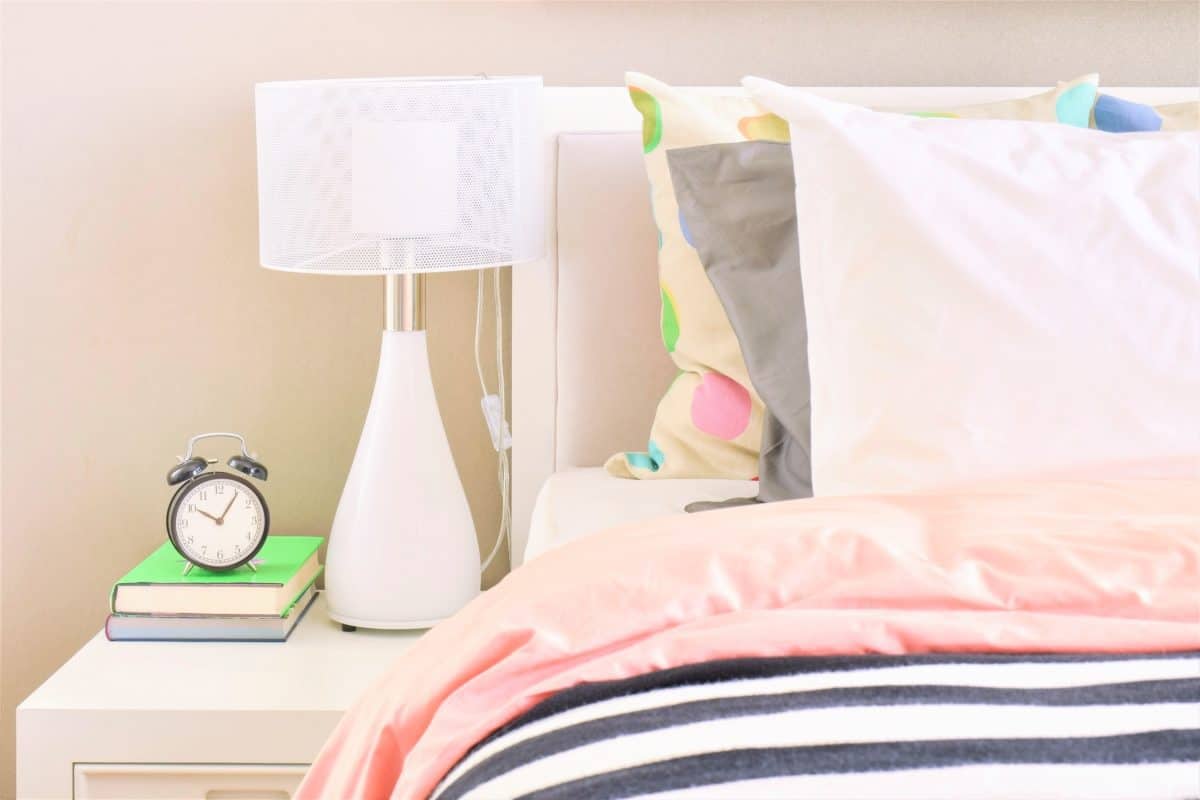 The Complete List of Dorm Room Essentials
