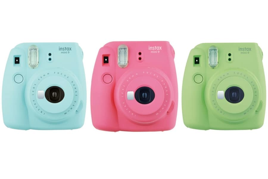 Fujifilm vs. Polaroid: Which Instant Camera is Better?